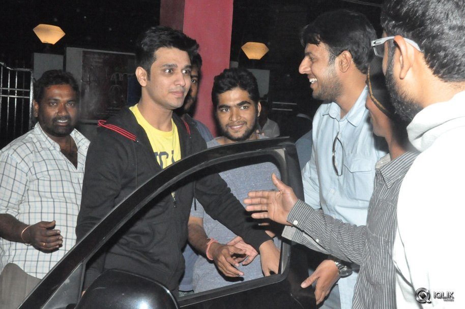 Gopala-Gopala-Benefit-Show-at-Shiva-Parvathi